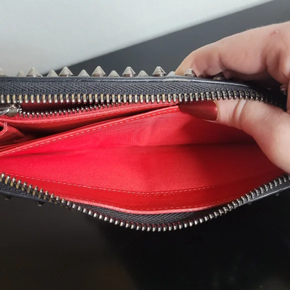 Christian Louboutin Long Wallet Panettone gunmetal/silvery Studs - Picture 12 of 15